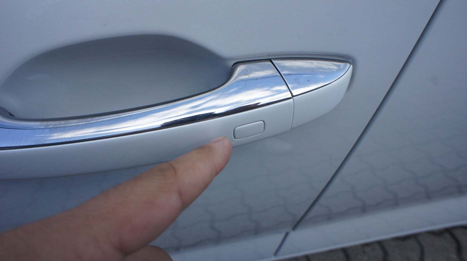 Hvid Renault Megane IV fra 2021