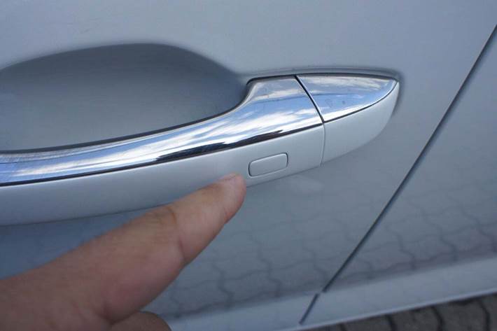 Hvid Renault Megane IV fra 2021