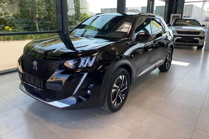 Sort Peugeot e-2008 fra 2022