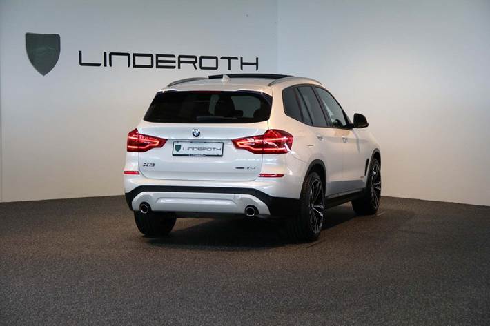 Hvid BMW X3 fra 2018