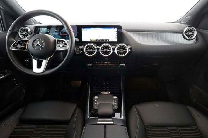 Hvid Mercedes EQA250 fra 2022