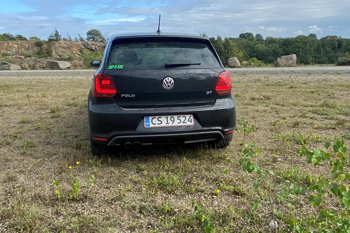Sort VW Polo fra 2016