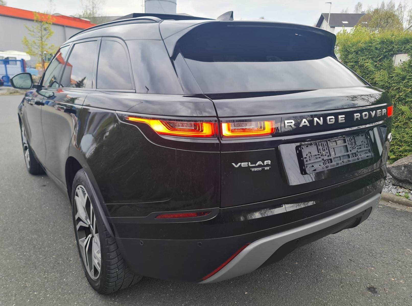 Sort Land Rover Range Rover Velar fra 2018