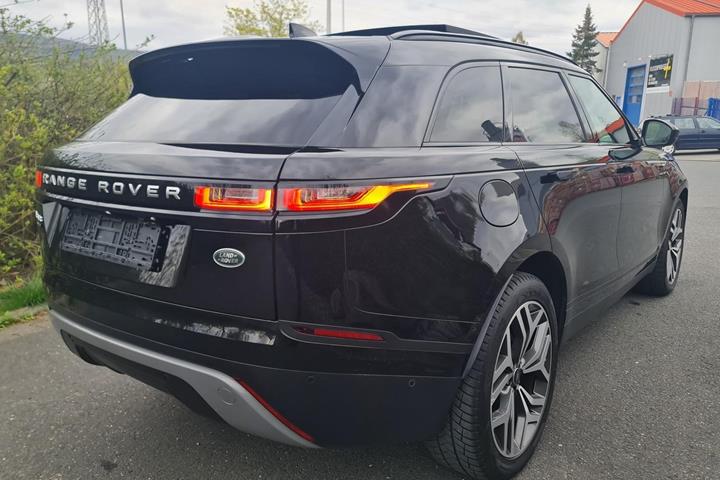 Sort Land Rover Range Rover Velar fra 2018