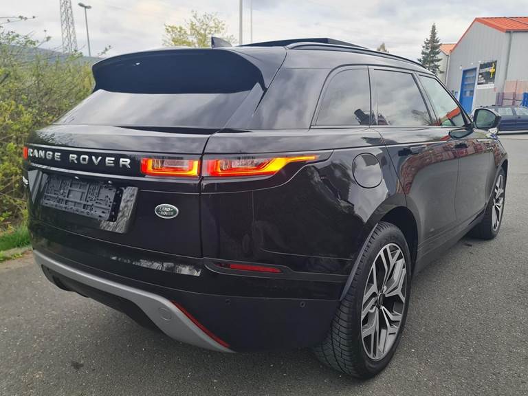 Land Rover Range Rover Velar 2,0 D 180PS 5 Doors 4WD A
