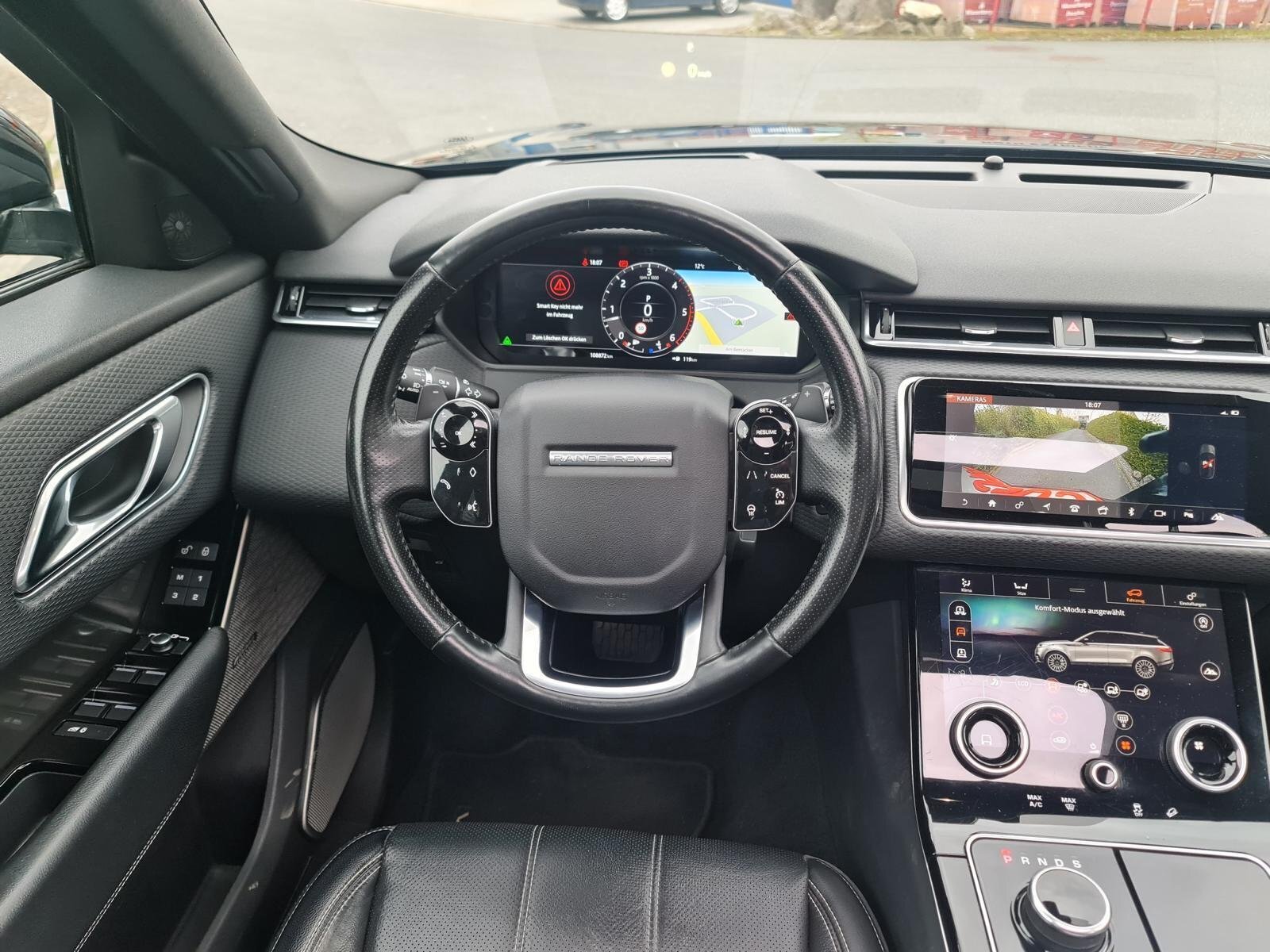 Sort Land Rover Range Rover Velar fra 2018