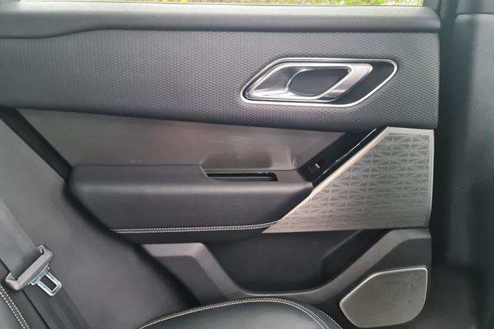 Sort Land Rover Range Rover Velar fra 2018