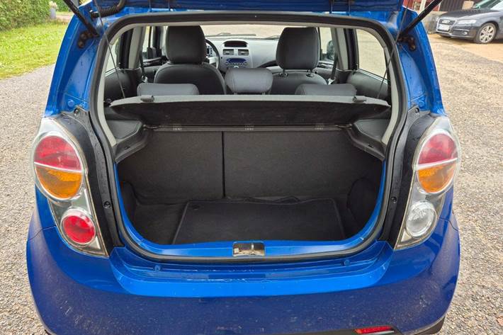 Grøn Chevrolet Spark fra 2012