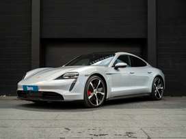Porsche Taycan 4S