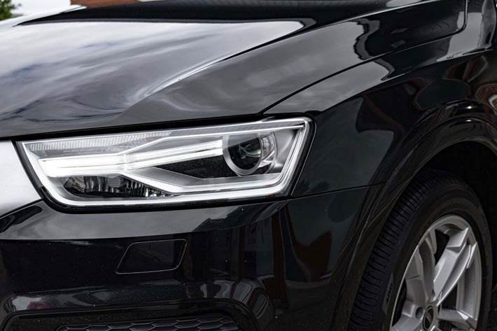 Sort Audi Q3 fra 2018