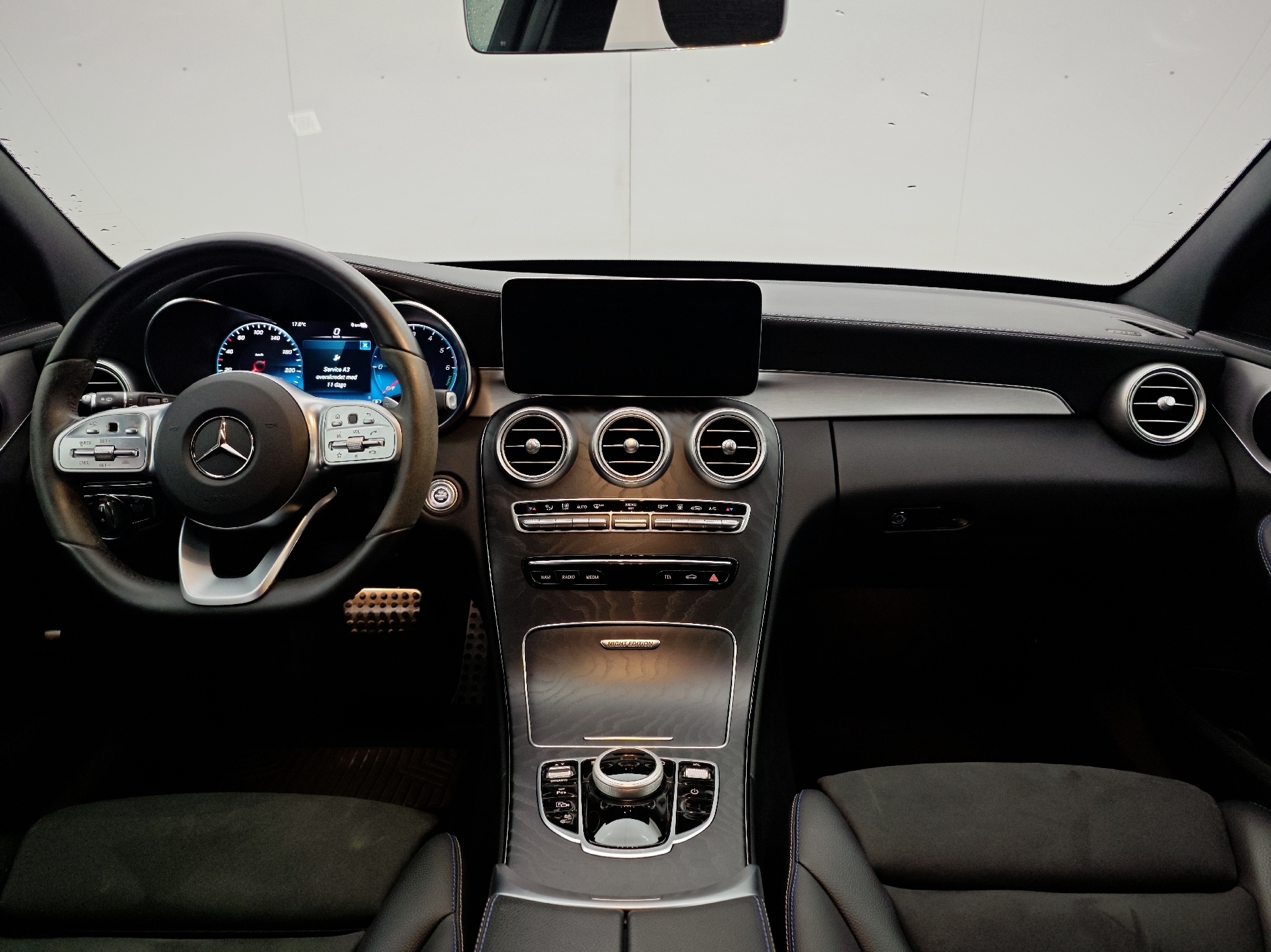 Mercedes C300 de 2,0 T CDI  Plugin-hybrid AMG Line Night Edition 9G-Tronic 306HK Stc Aut.