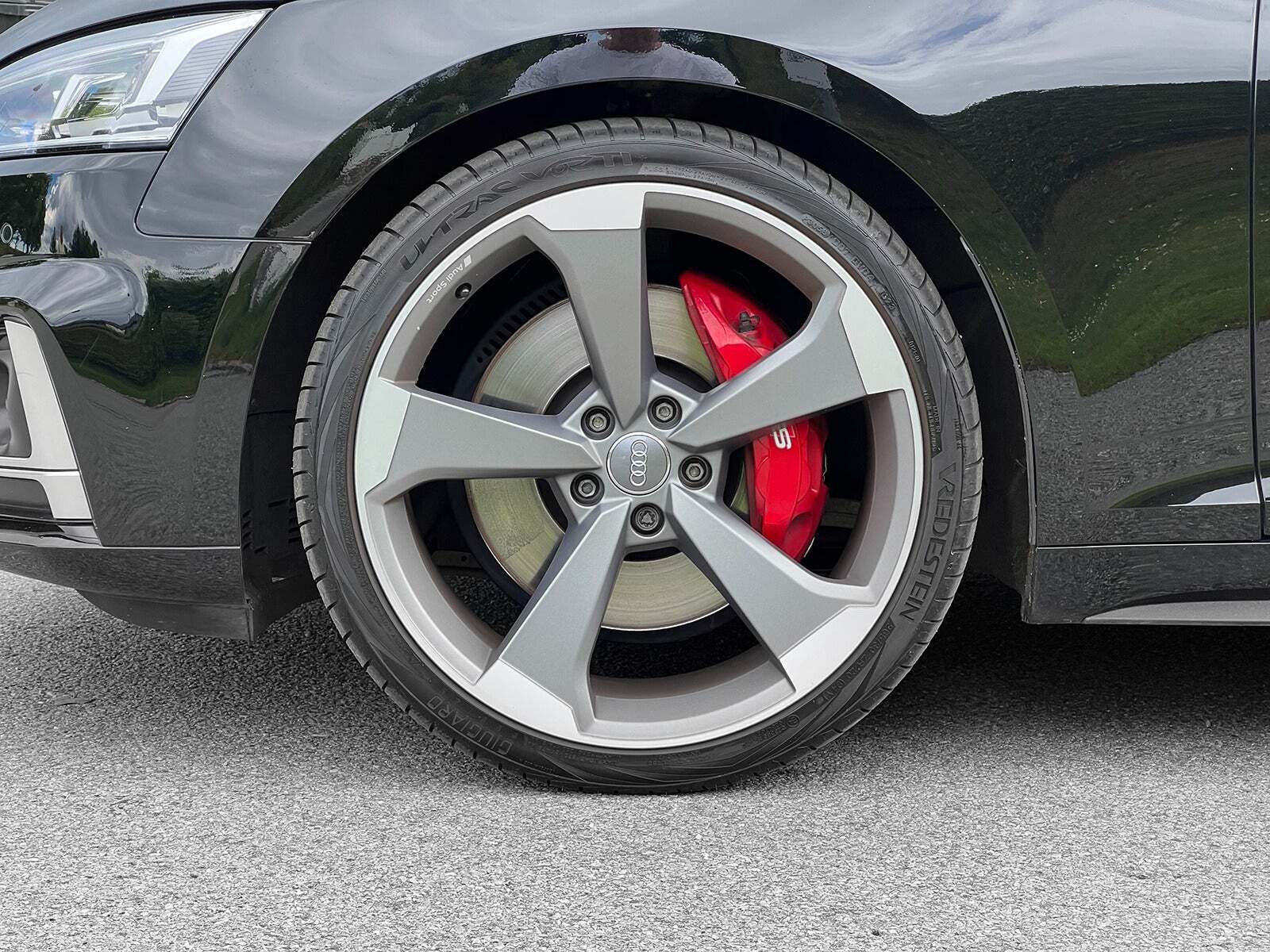 Sort Audi S5 fra 2018