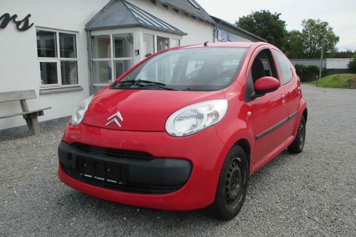 Rød Citroën C1 fra 2008