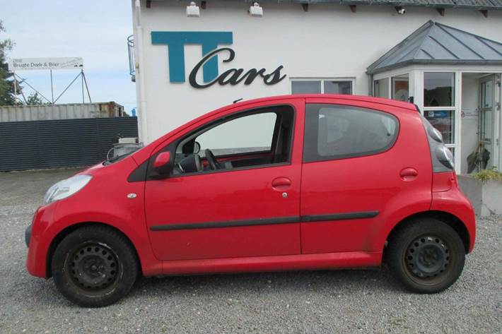Rød Citroën C1 fra 2008