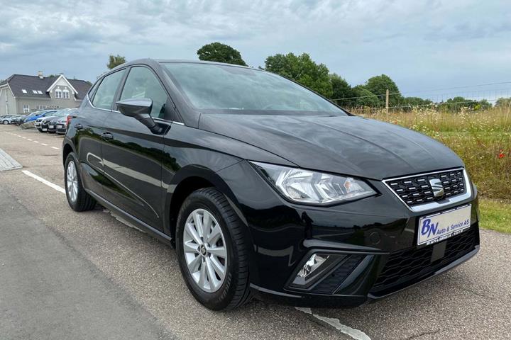 Sort Seat Ibiza fra 2020 set udefra