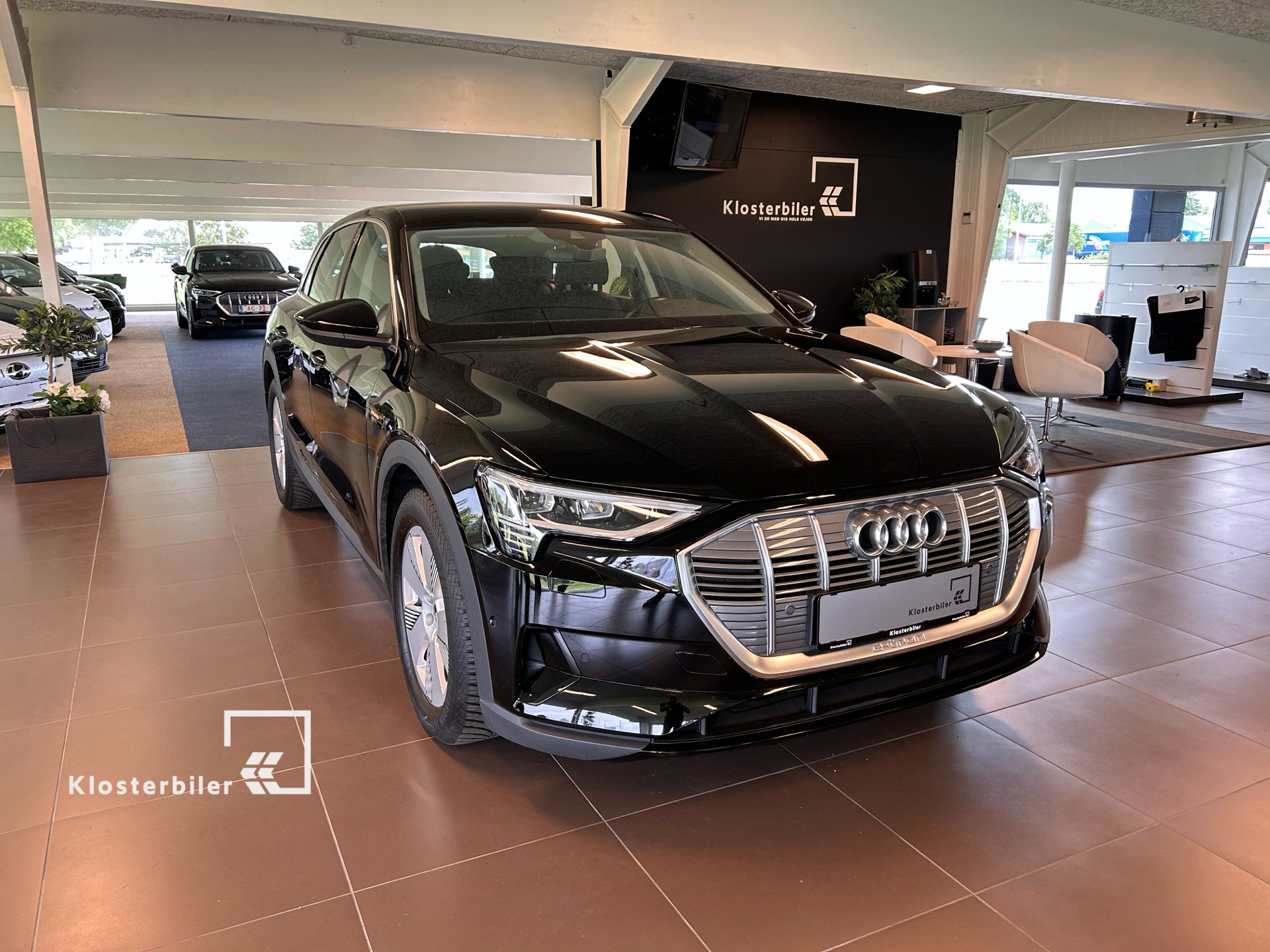 Sort Audi e-tron fra 2021