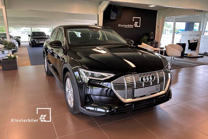 Sort Audi e-tron fra 2021