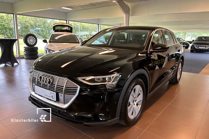 Sort Audi e-tron fra 2021
