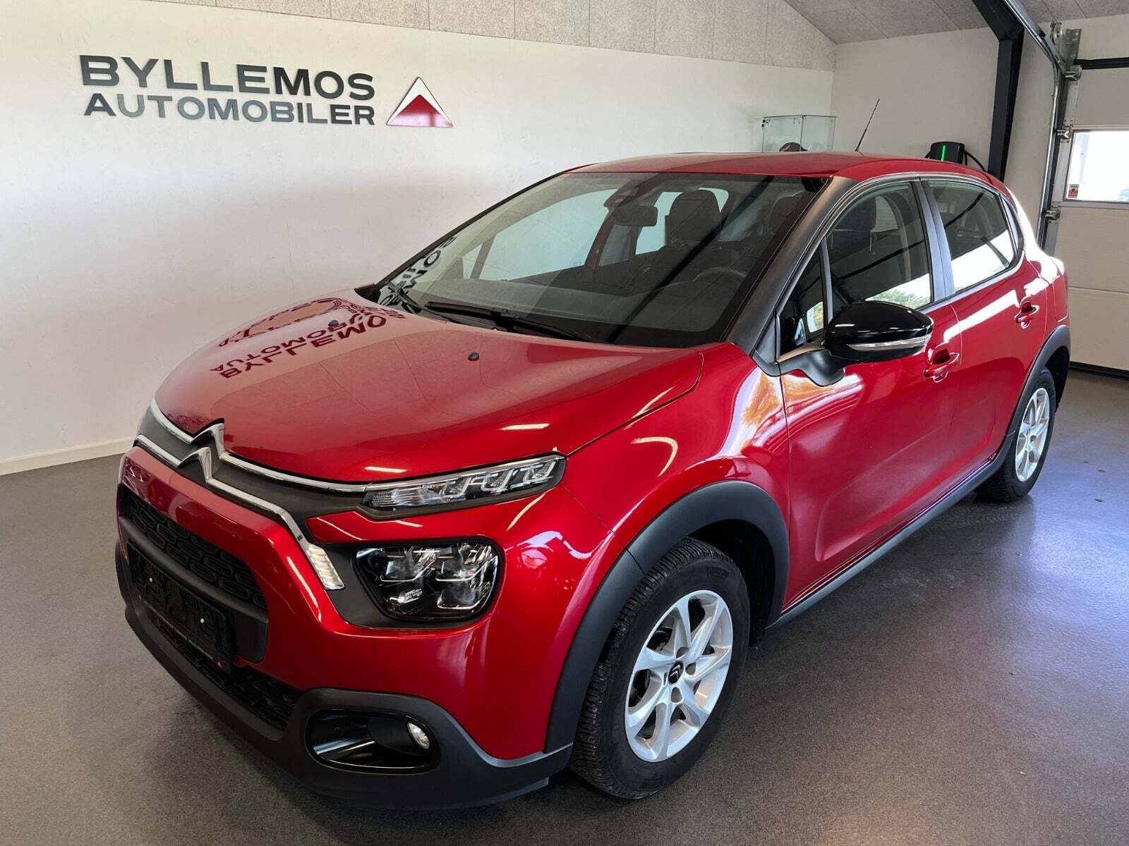 Rød Citroën C3 fra 2021