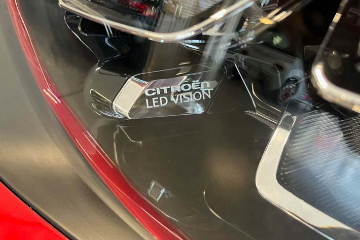 Rød Citroën C3 fra 2021