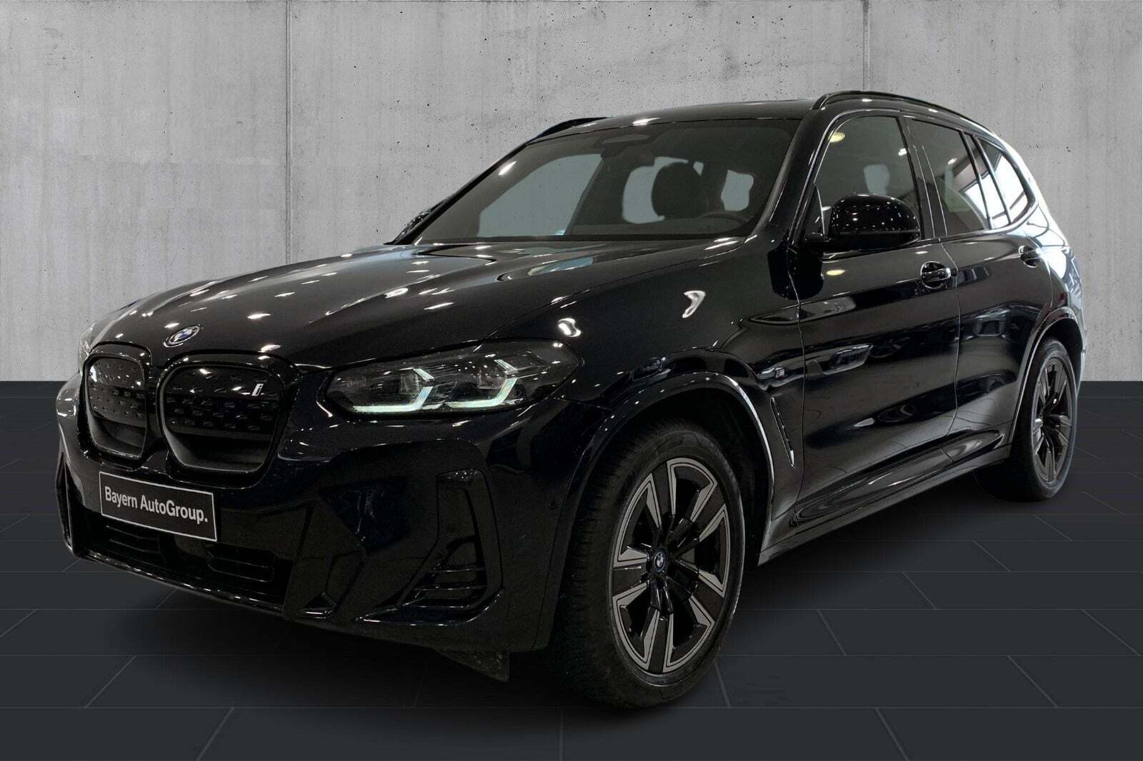 BMW iX3