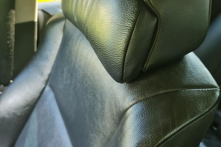 Sølv BMW 535d fra 2005