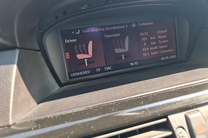 Sølv BMW 535d fra 2005