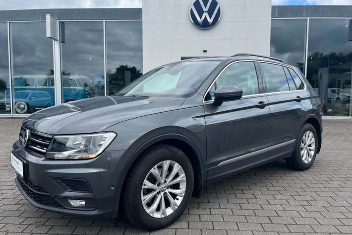 Grå VW Tiguan fra 2019