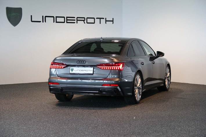 Grå Audi A6 fra 2019