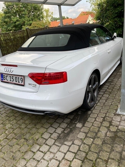 Hvid Audi A5 Cabriolet fra 2012