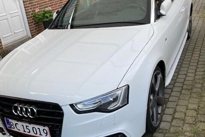 Hvid Audi A5 Cabriolet fra 2012
