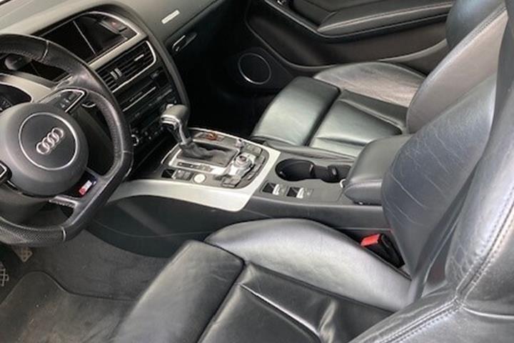 Hvid Audi A5 Cabriolet fra 2012