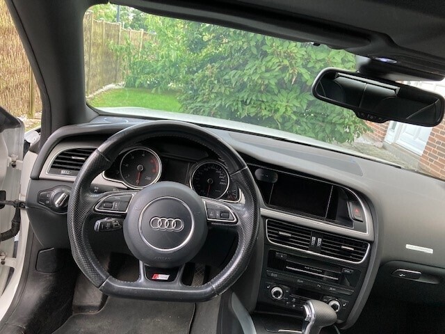 Hvid Audi A5 Cabriolet fra 2012