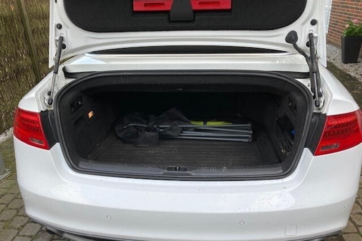 Hvid Audi A5 Cabriolet fra 2012