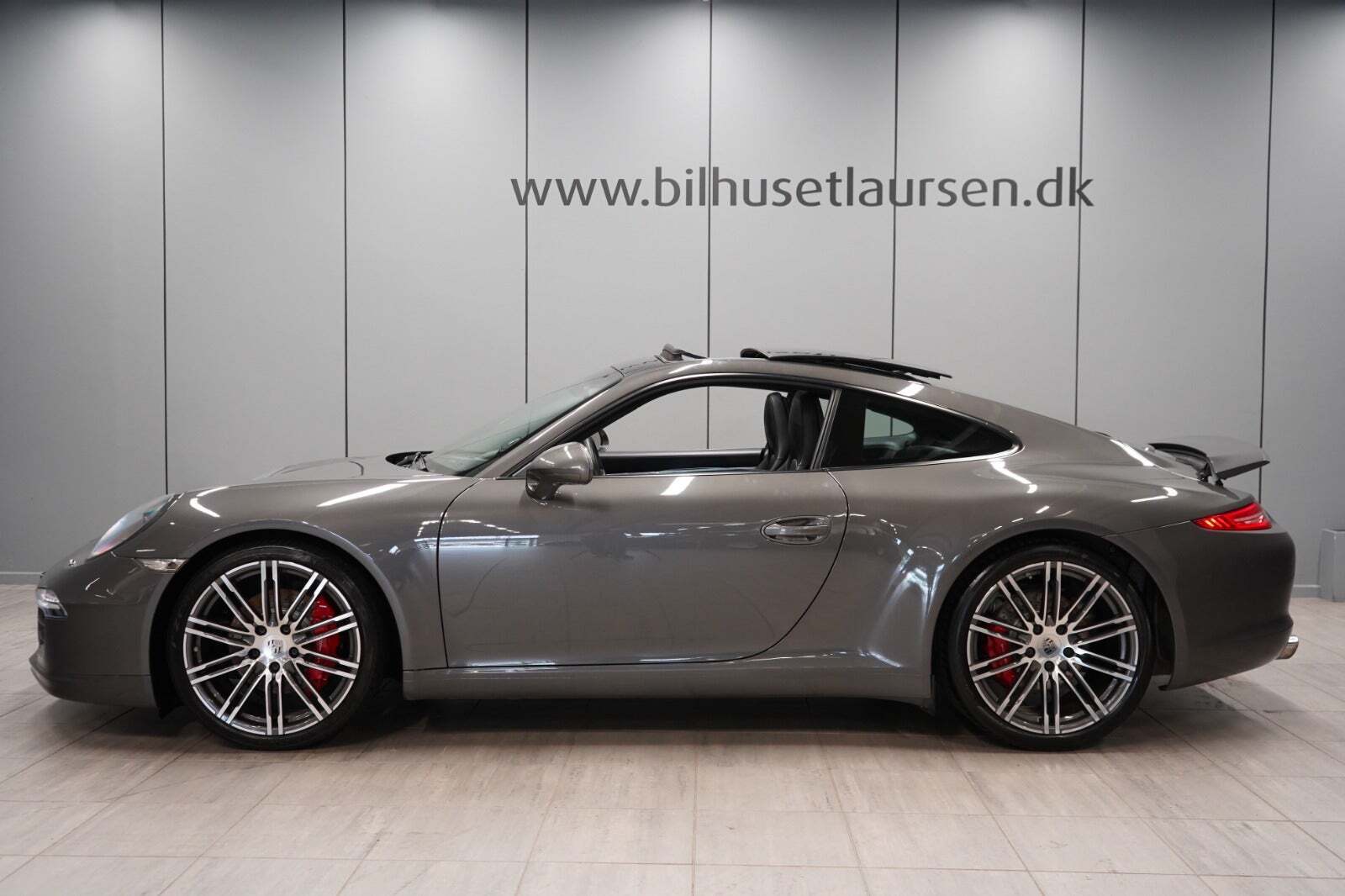 Porsche 911 Carrera S