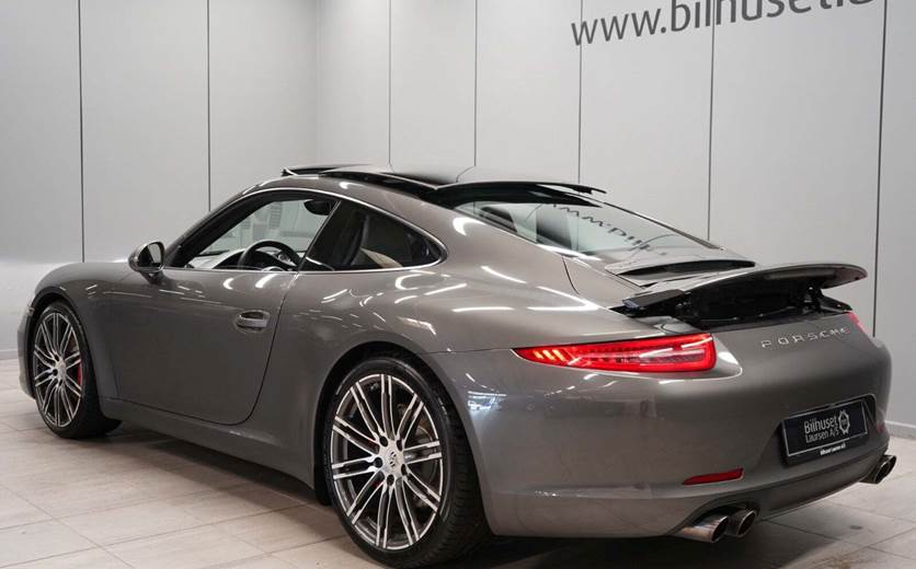 Porsche 911 Carrera S