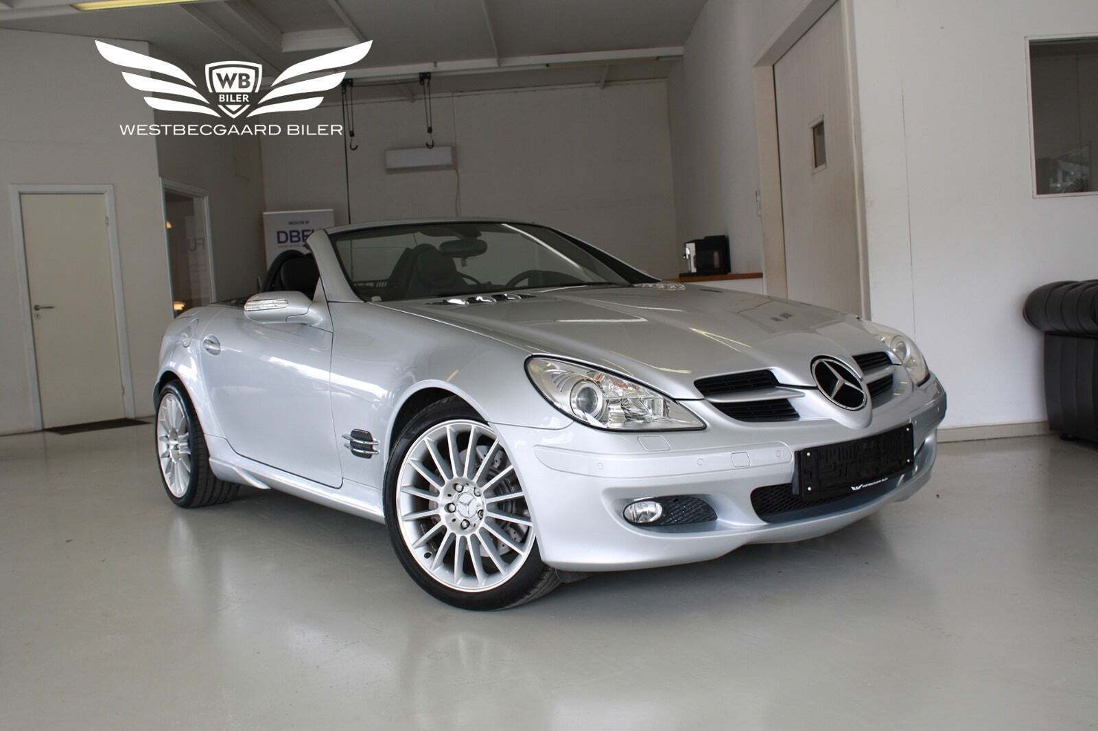 Sølv Mercedes SLK350 fra 2004