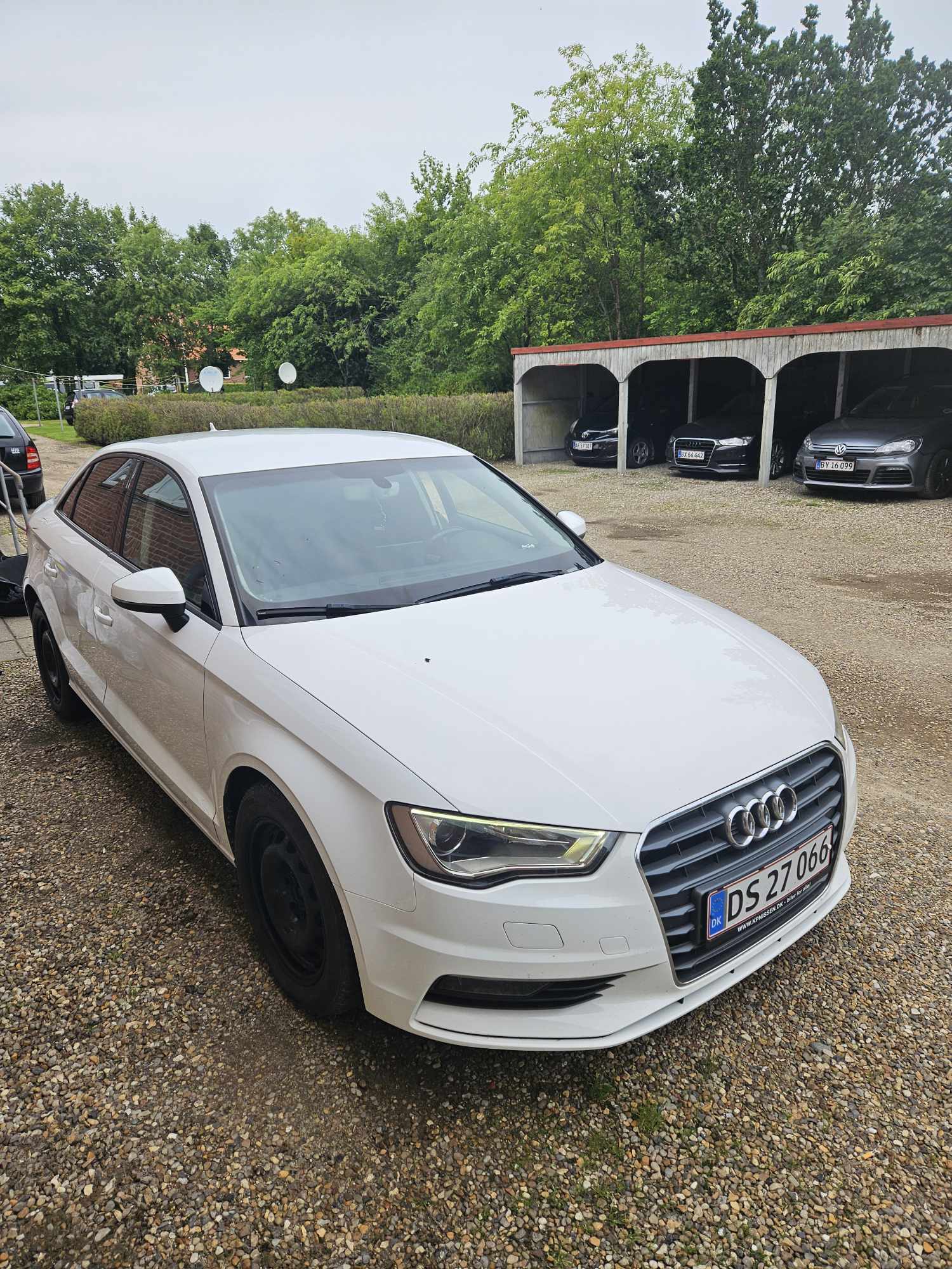 Hvid Audi A3 Limousine fra 2016
