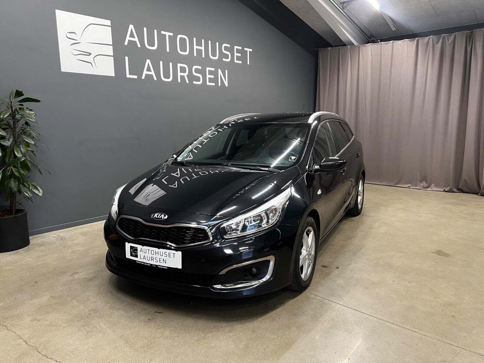 Grå Kia Ceed fra 2016