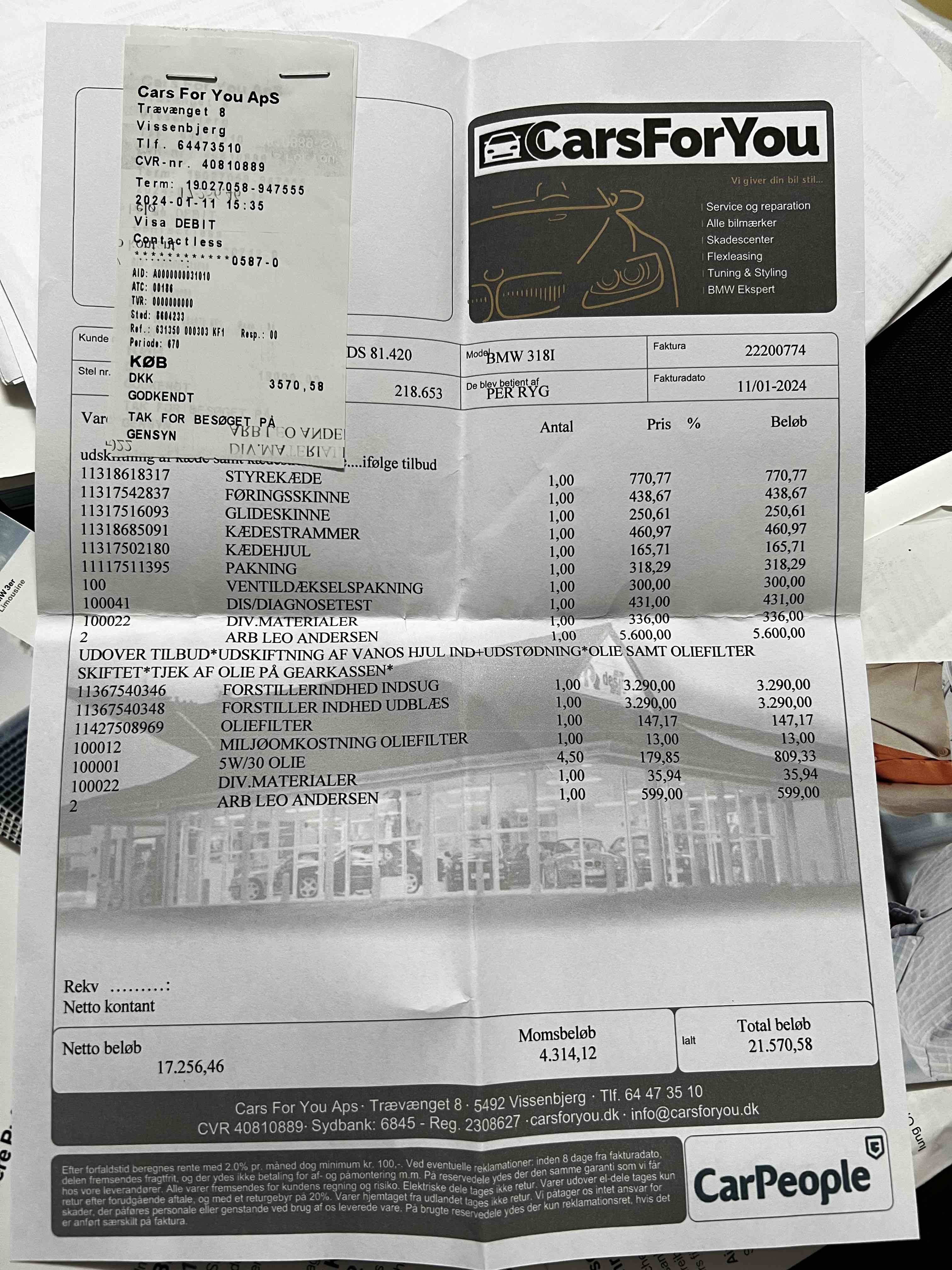 Sort BMW 318i fra 2009
