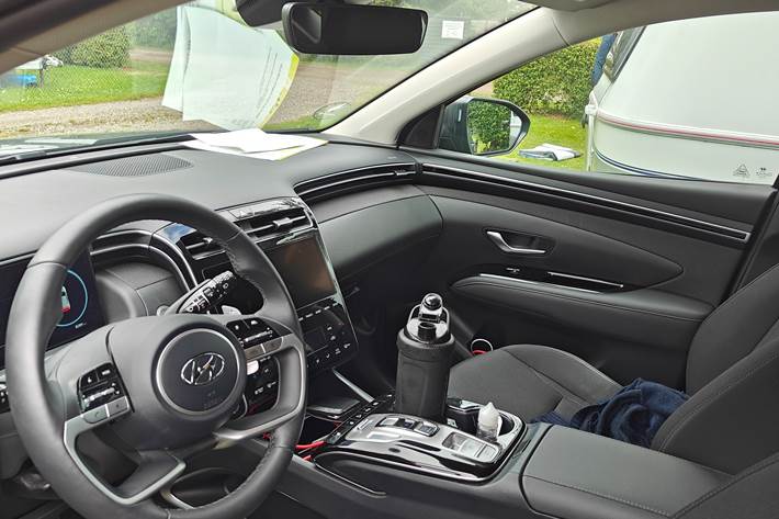 Grå Hyundai Tucson fra 2024