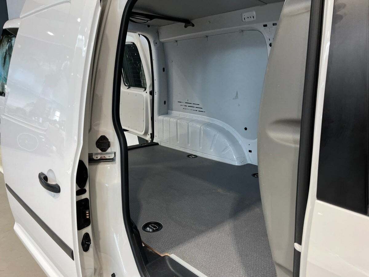 Hvid VW e-Caddy Maxi fra 2020