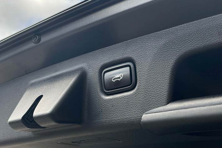 Grå Kia Ceed fra 2020