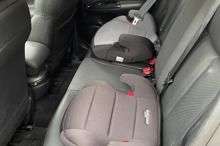 Grå Nissan Juke fra 2016