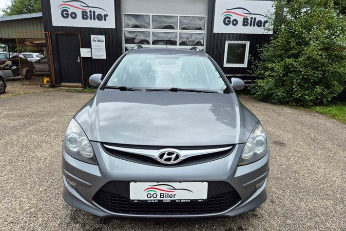 Grøn Hyundai i30 fra 2011