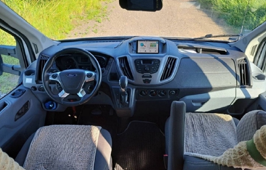 Hvid Ford Challenger fra 2019