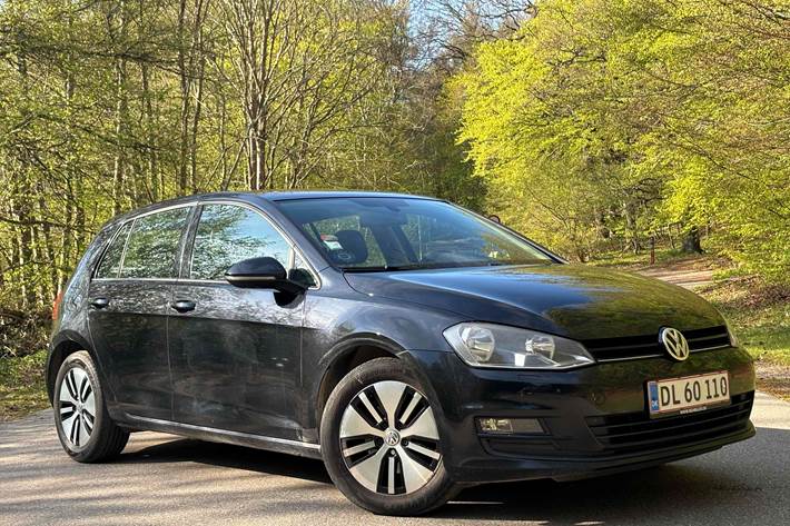 Sort VW Golf fra 2014