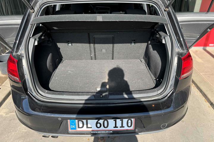 Sort VW Golf fra 2014