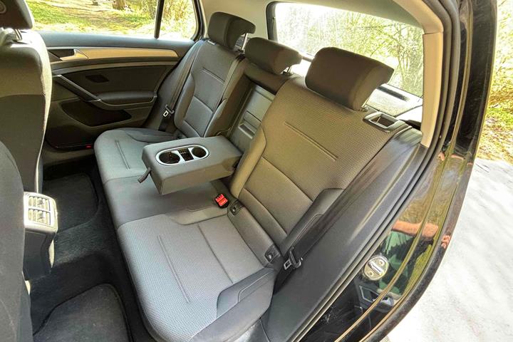 Sort VW Golf fra 2014