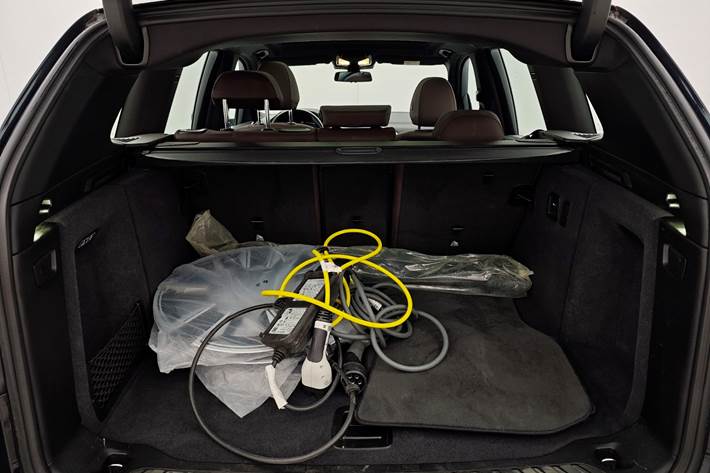 Sort BMW iX3 fra 2021